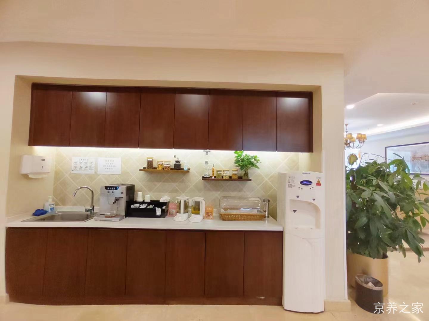 北京椿萱茂西山老年公寓