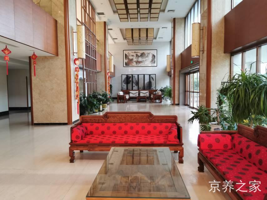 北京市朝阳区彩虹村庄养老院